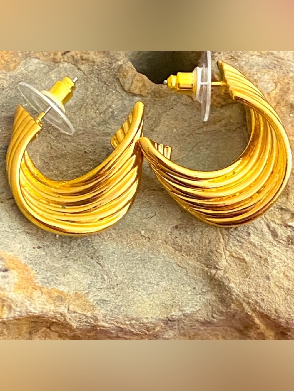 Vintage AVON Gold Tone Sleek Hoop Post Earrings